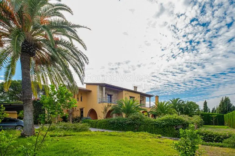 Magnifica villa de lujo en San Antonio de Benageber