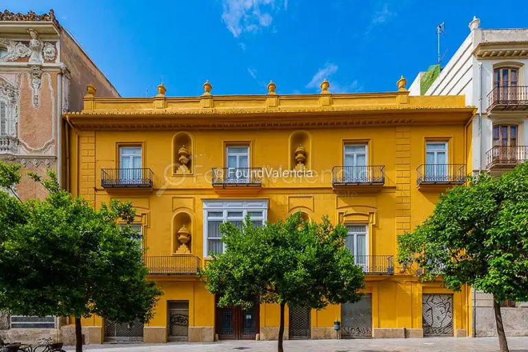 Edificio en el distrito de San Francesc