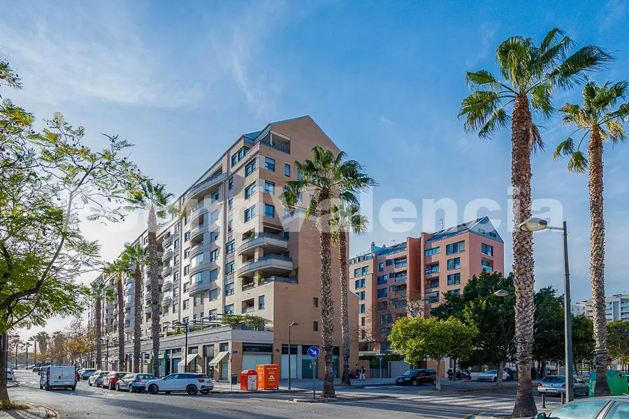 Apartamento con terraza en Nou Campanar Valencia