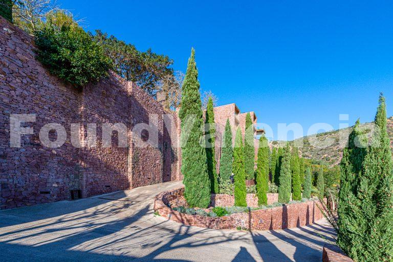 Residencia Privada Única (3 Casas) en Monte Picayo, Sagunto,Valencia.