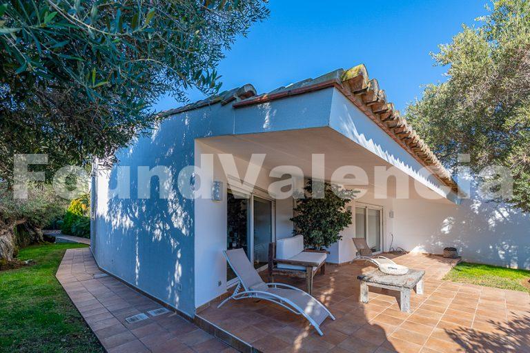 Casa Llave en Mano en Torre en Conill, Valencia