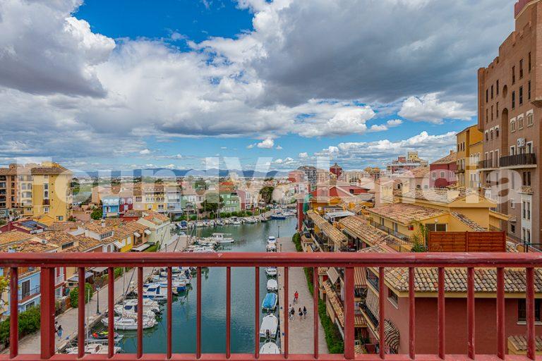 Ático Exclusivo en Port Saplaya, Valencia – Vistas Espectaculares.