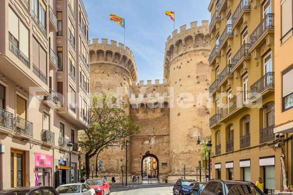 Apartamento reformado en Torres De Quart Valencia