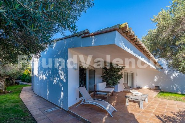Casa Llave en Mano en Torre en Conill, Valencia