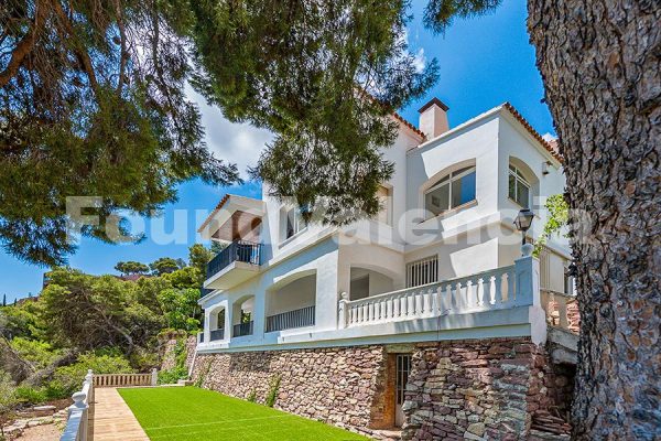 Chalet en Puçol en venta con vistas al mar